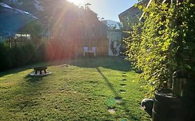 Familienfreundliches-Luxus-Bahnwaerterhaus